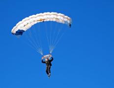 Ning迎来五赛季出色发挥，西班牙队观众热烈欢呼！再创辉煌时刻